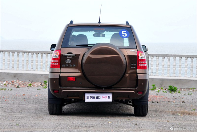 2013款 永源A380 1.6手动标准型 3门图片