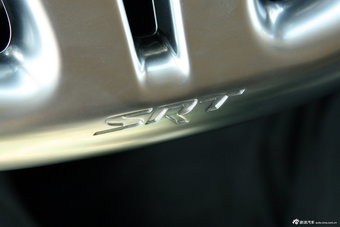 2012款全新Jeep大切诺基SRT8