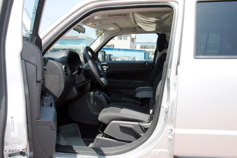 2011款Jeep自由客