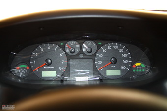 2011款瑞风穿梭2.0L汽油标准7座版