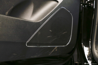 2015款宝骏560 1.8L手动精英型