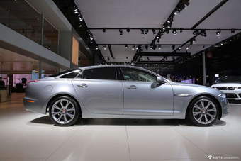 2015款捷豹XJL巴黎车展实拍