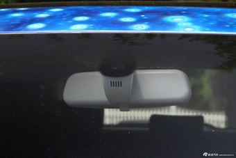 2016款众泰SR7 1.5T自动星光限量版