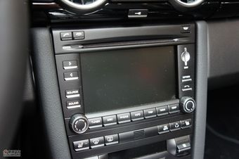 2011款保时捷Boxster内饰图片