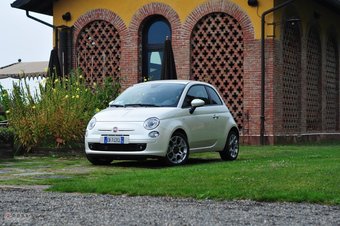 菲亚特500整体外观