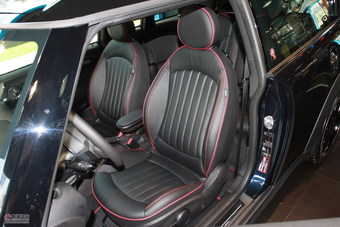 2011款MINI COOPER S CLUBMAN Hampton限量版