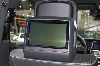 2014款全新奔驰E级内饰