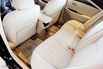 2010款雷克萨斯ES350尊贵版座椅图片