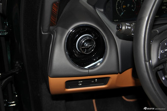 2016北京车展实拍：捷豹XJL