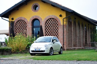 菲亚特500整体外观