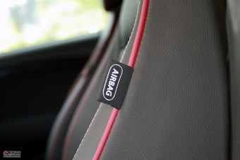 2011款MINI COOPER S CLUBMAN Hampton限量版