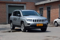 2011款Jeep指南者豪华导航版