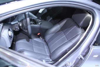 捷豹XJ全景商务车