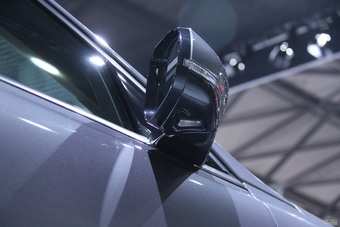 捷豹XJ全景商务车