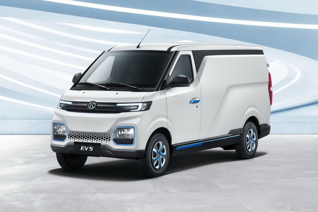 北汽EV5图片
