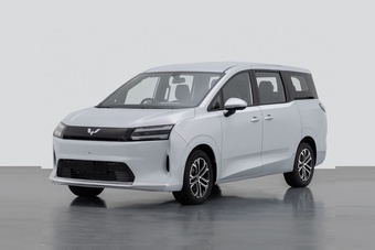 五菱星光730 EV