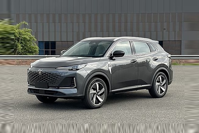 长安CS55 PLUS插混图片