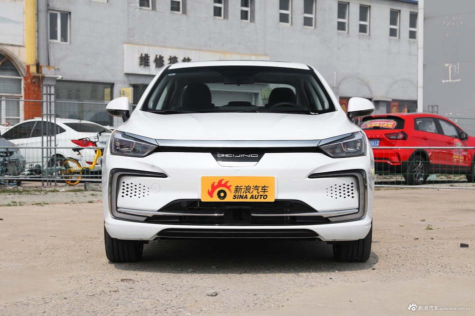 全国最高直降1.42万元，北京汽车北京EU7新车近期优惠热销
