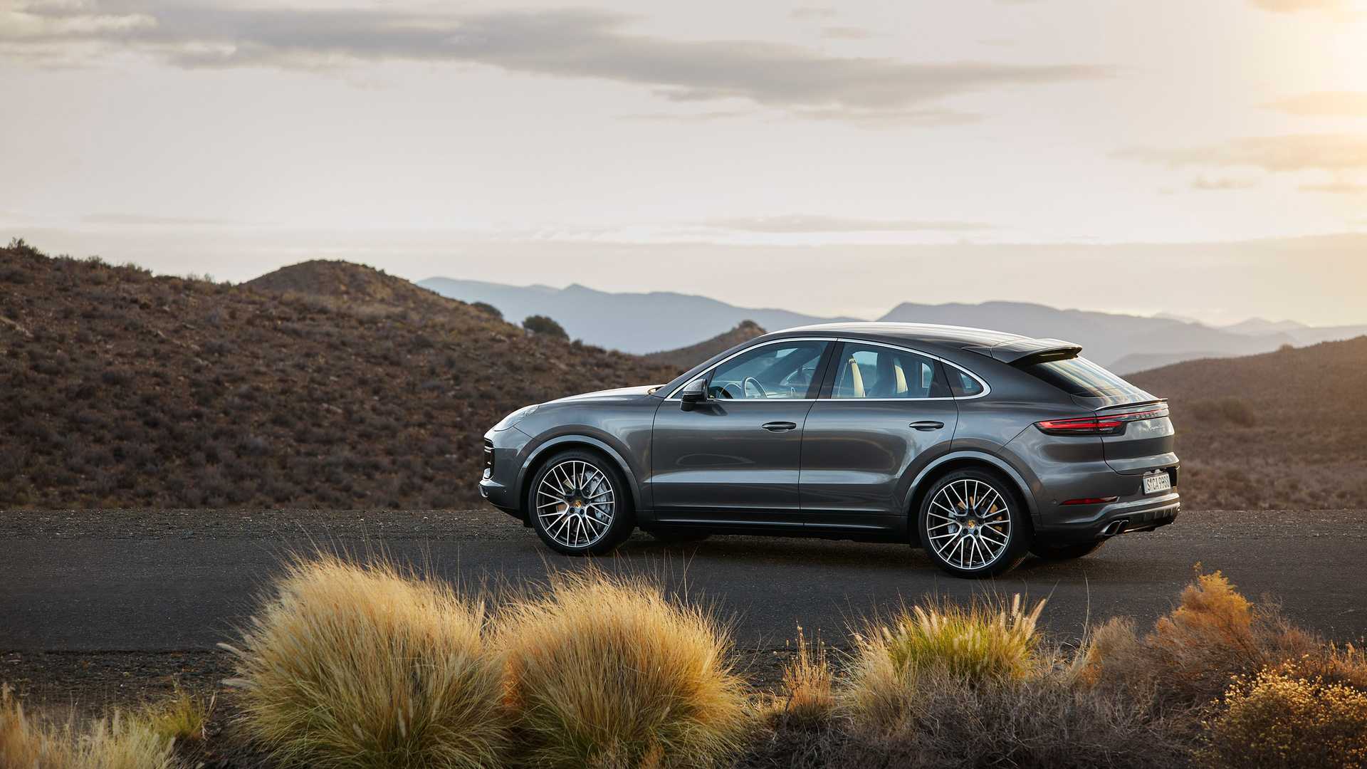 零百加速3.9秒,豪華運動並存,porsche cayenne turbo coupé