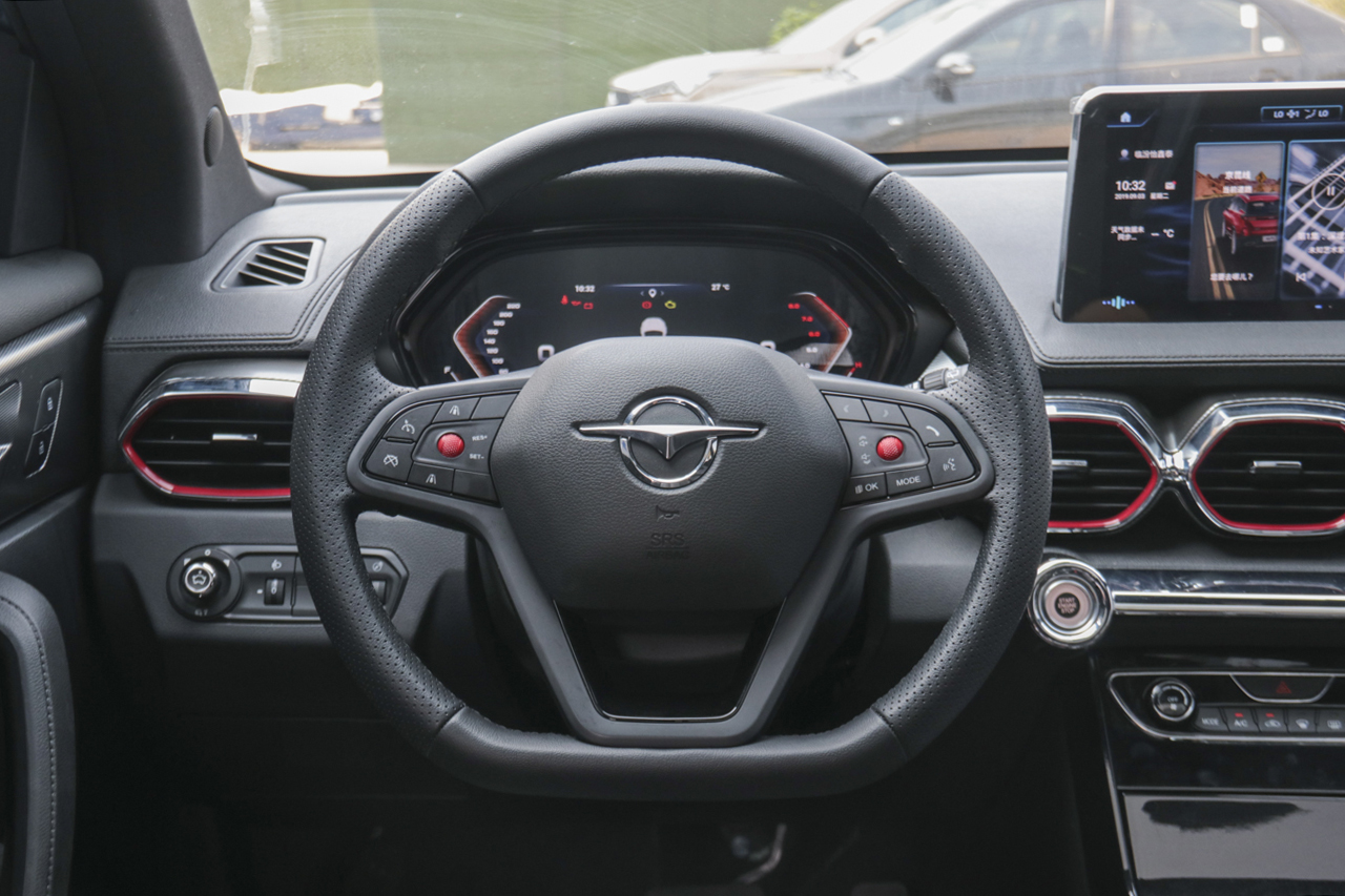 【图】2019款海马8s 1.6t自动炫版内饰图片_高清实拍图 - 新浪汽车