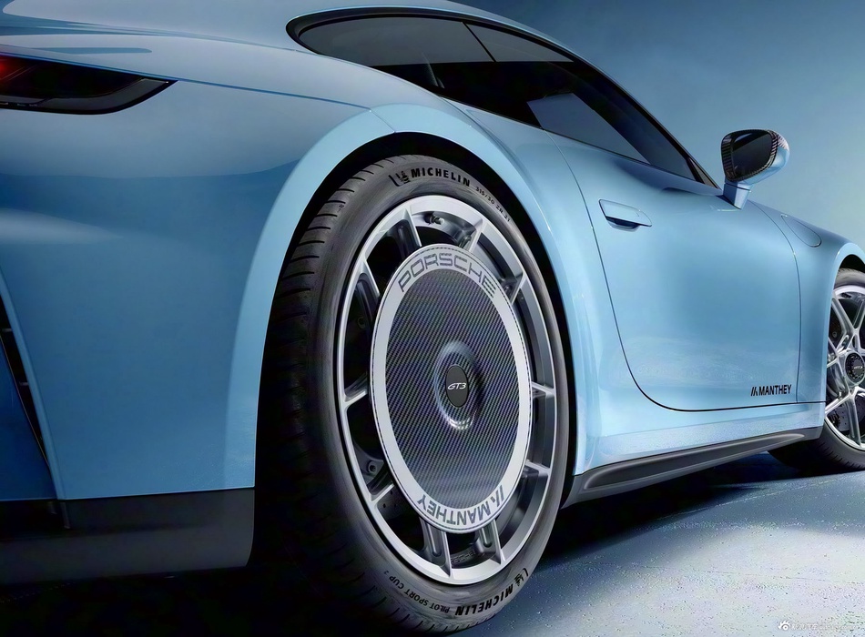 保时捷911好开真不是吹的，11月热销最高直降30.30万