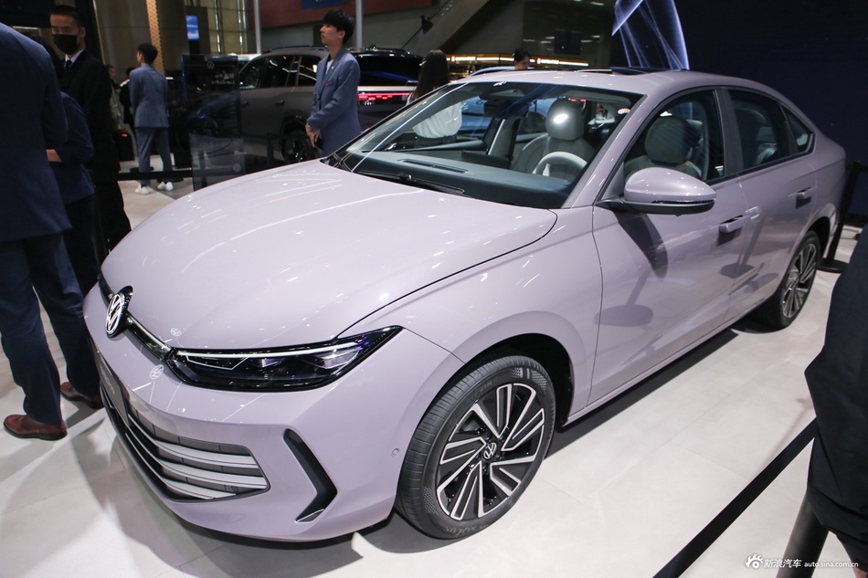 性价比很高大众朗逸全国6.4折起预计下月价格会有所浮动