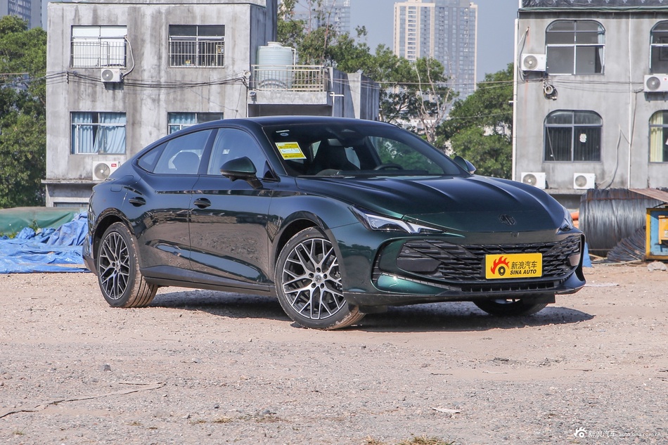 确认过眼神，遇上对的车，名爵MG7全国10.30万起