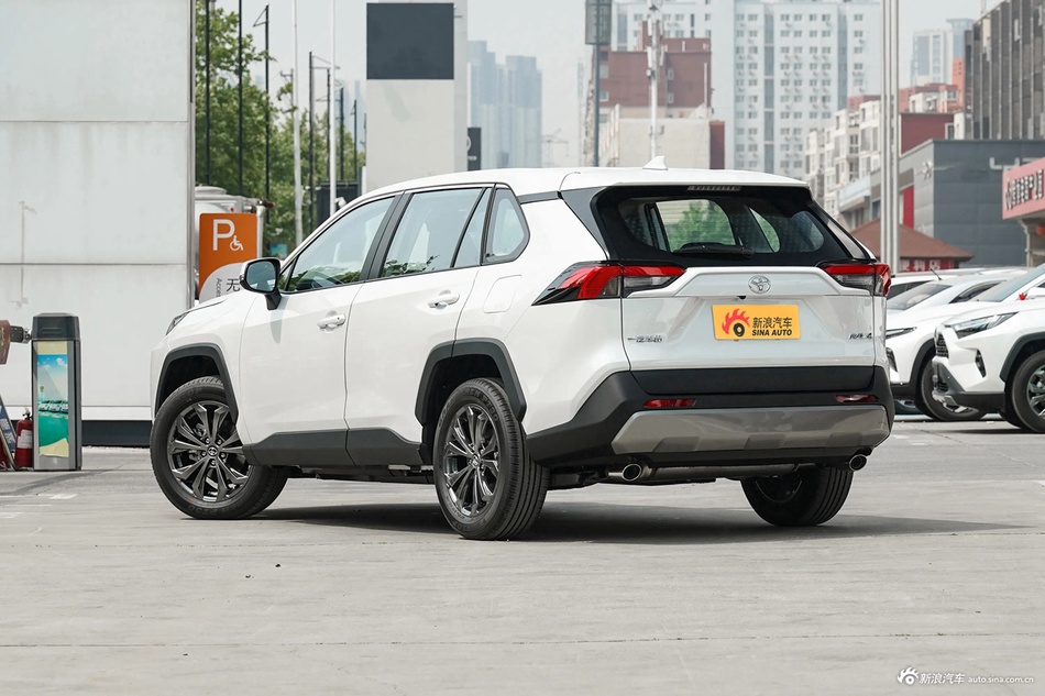  Toyota RAV4 is honored and its price is reduced? The highest drop was 51700, and the lowest in China was 125700!