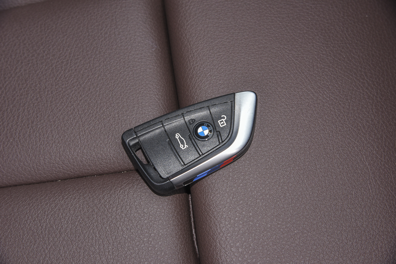 2020款宝马x2 sdrive25i尊享型m运动套装