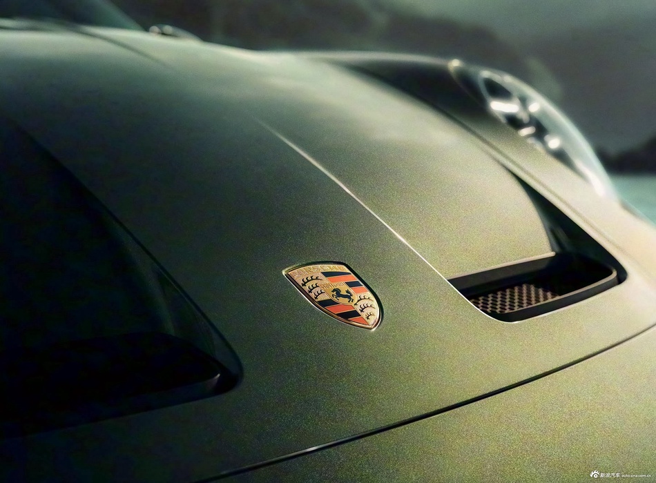 全系价格低至130.17万起，最大折扣8.9折，保时捷911问你敢答应吗？