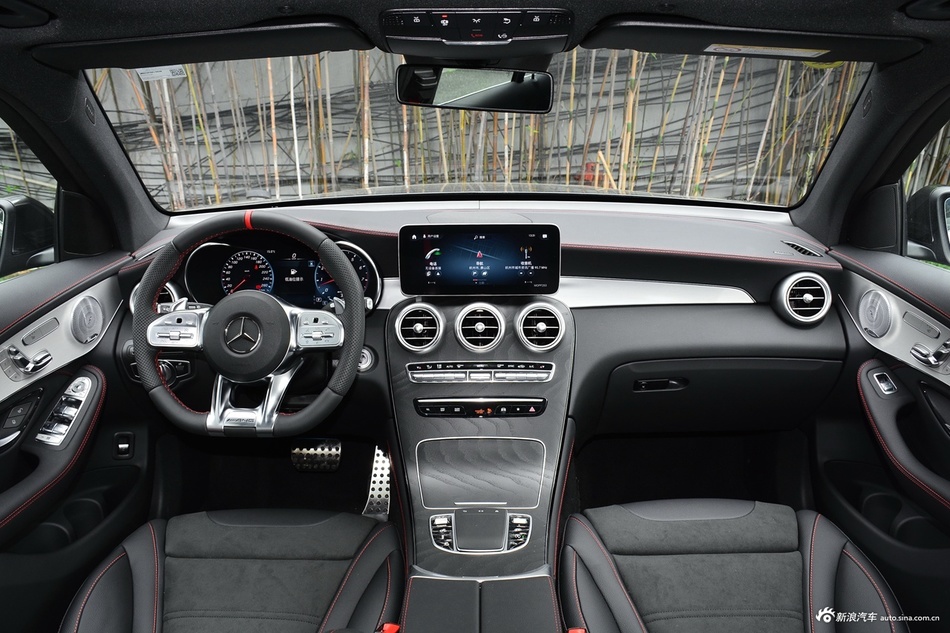 全国最高直降9.96万元，奔驰AMG GLC新车近期优惠热销