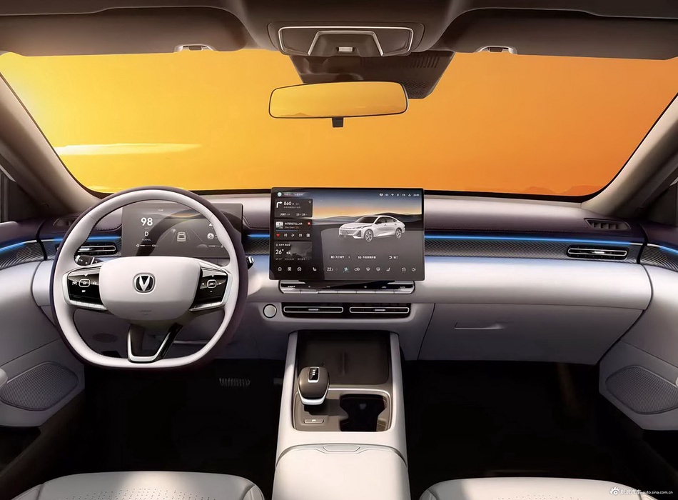 C位出道，走心推荐，长安汽车逸动全国新车5.04万起