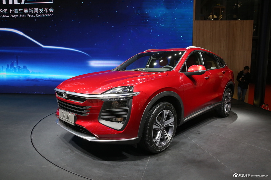 2019上海车展实拍:众泰a16