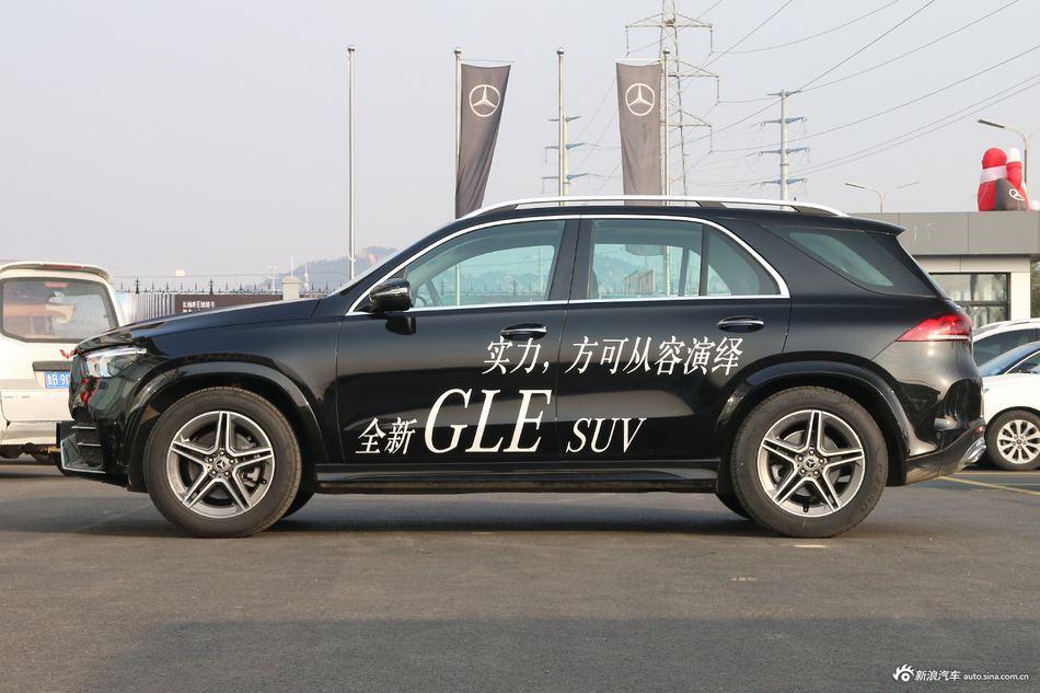 奔驰GLE级促销中，最高直降1.40万，新车全国70.58万起！
