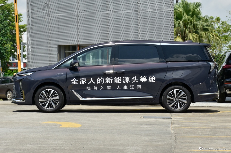 价格表现如何？别克GL8插混给出最低9.4折的答卷