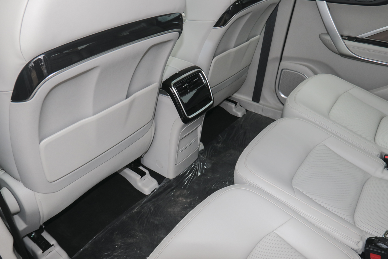 【吉利嘉际内饰图片】吉利嘉际内饰高清实拍图 -新浪汽车