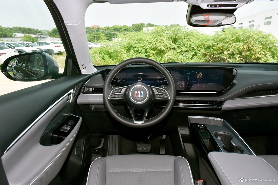 价格来说话，12月新浪报价，别克E5全国新车13.85万起