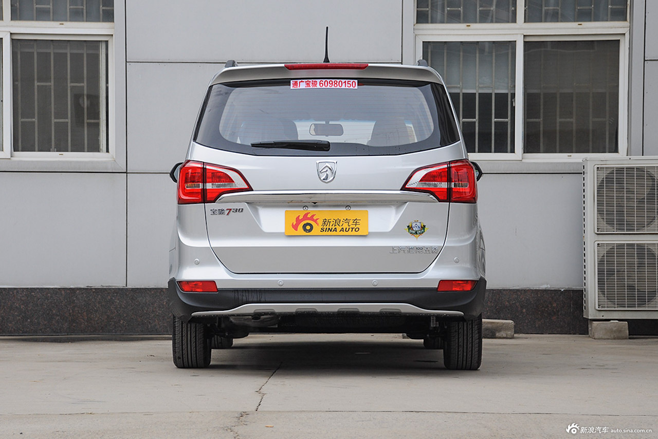 2016款宝骏730 1.5l手动舒适版 7座